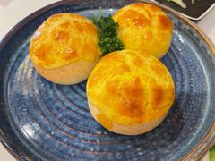 酥皮叉烧包-白天鹅宾馆-宏图府餐厅