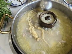 -朴小妹人参鸡汤火锅(长白山万达店)
