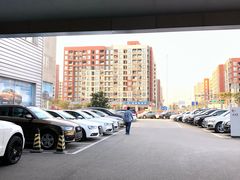 -深圳锦龙奥迪4S店(前海店)