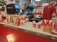 -塔斯汀中国汉堡(徐汇汇京广场店)