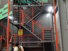 -极限PLAY运动娱乐新世界·团建派对潮玩休闲馆·室内蹦极高空游乐园