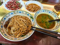 -金杨拉面王小吃面馆·牛三宝面·红烧牛肉粉