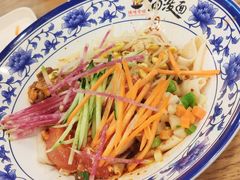 油泼扯面-陕味食族油泼面·小炒盖码面(双榆树店)