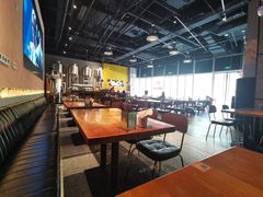 -HUZI虎滋精酿餐吧(京西大悦城店)