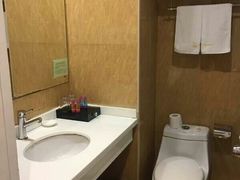 -白玉兰酒店(上海田子坊马当路地铁站店)