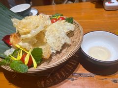 -老滇山寨•云南特色菜•地方菜•民族风情歌舞表演(金碧店)