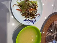 -钟记陕南菜·煎锅鱼(红专南路店)