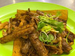 -明记烧鱼美味店