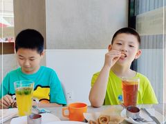 -必胜客(世纪港湾店)