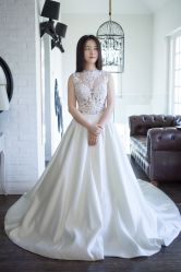 点击看大图 婚纱-纯色时光婚纱艺术馆WHITE