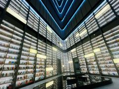 -上海虹桥中心爱琴海亚朵S酒店
