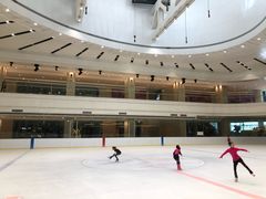 -陈露国际冰上中心(天津嘉里汇店)