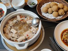 -黔蘑菇四季餐厅(观山湖店)