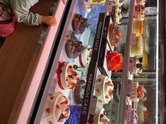 -巴黎贝甜(大宁国际商业广场店)