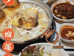 -六少·猪肚包鸡火锅(卓悦INTOWN店)