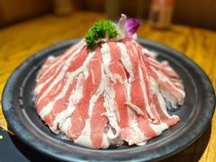 -老牌坊云南鱼豆花火锅(爱建店)