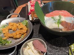 -三出山火锅(南京万象天地店)