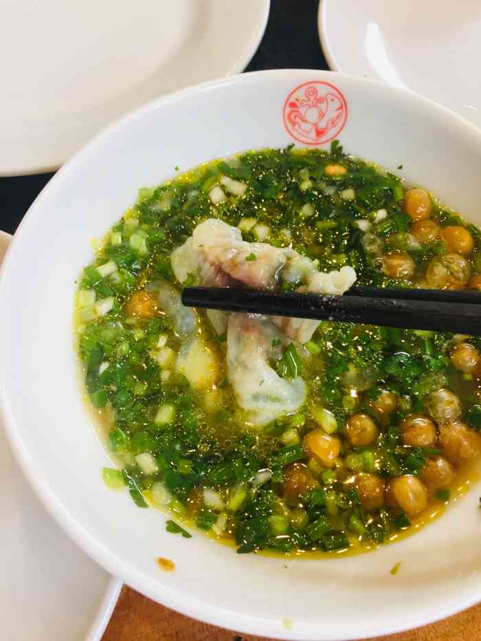 潮鱼捞(江南店)-"菜品很有特色,汤里应该加有药材之类的东西.