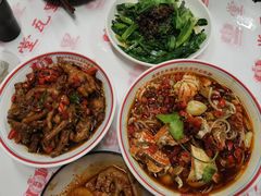 -堂瓦里·33年传统赣菜(第一街区店)