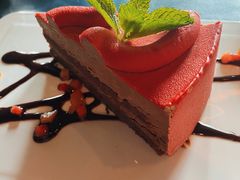 红丝绒千层-YUE·6·西式融合餐厅(外滩六号店)