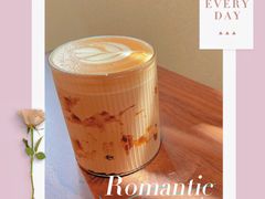 -Fridi Patisserie Cafe