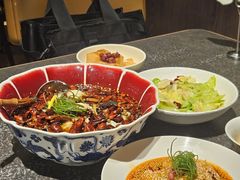 -渔语鱼新川菜Bistro(万象天地店)