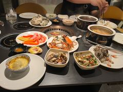 -钱小奴海鲜自助黑金店(杭州滨江龙湖店)