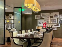 -广州天河希尔顿酒店