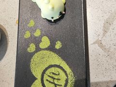 -海底捞火锅(新松江路生日主题店)