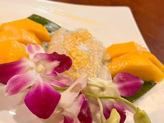 -Dang restaurant (patong phuket)