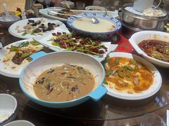 -快乐老家三鲜饺子东北菜(南六中路店)