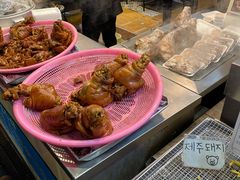 -西归浦每天偶来市场