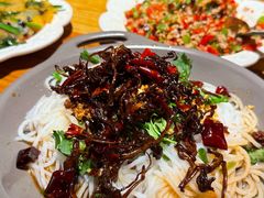 老昆明拌米线-缘生态云南菜·野生菌庭院餐厅(华侨城店)