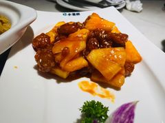 -小菜园新徽菜(镇江丹阳吾悦店)
