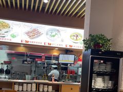 -南城香·饭香串香馄饨香(赵公口店)