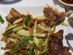 -黑鸡小馆(金源店)
