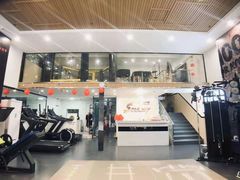 -思迈威健身(积玉桥万达店)