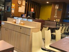 大堂-灵芝妹子海鲜米线(香炉礁山姆店)