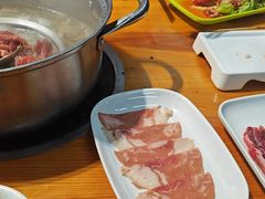 -养牛邓·潮汕牛肉海鲜自助火锅(广州店)