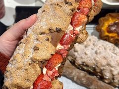 -HOT CRUSH趁热集合·现烤面包(上海环球港店)