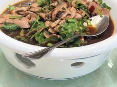 -山明水秀大饭店