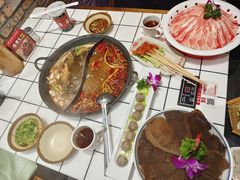 -伍师兄市井火锅(东部星悦天地店)