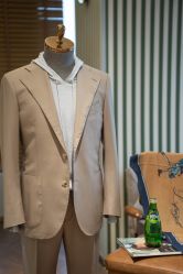 -优刻西服西装定制(金轮国际广场店)