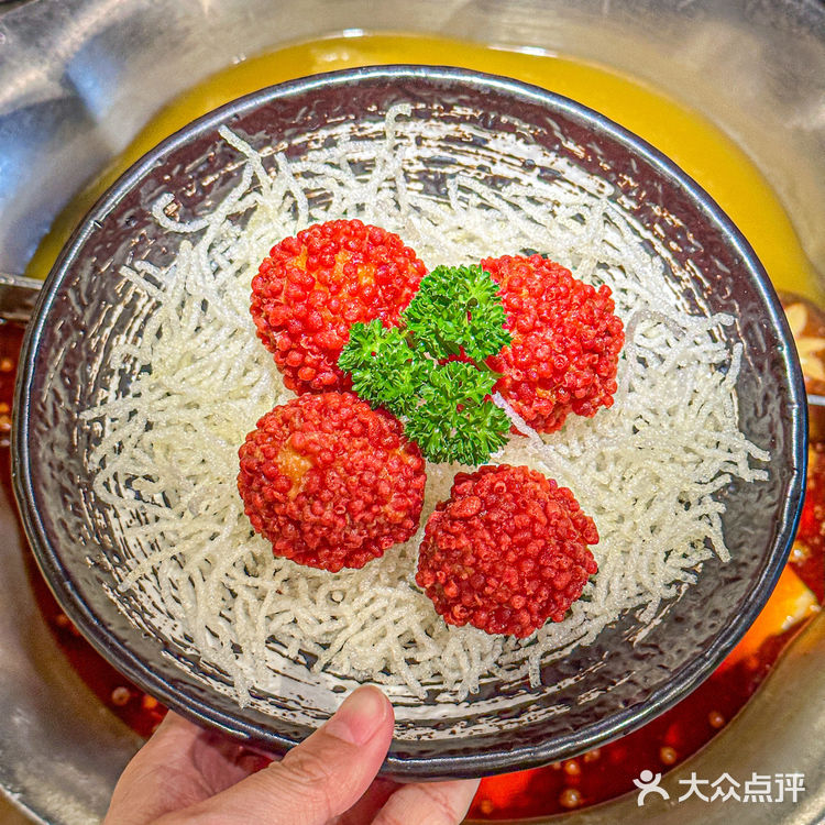 吃火锅 鸭血豆腐无限续加的快乐谁懂！