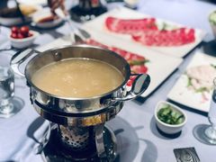 肉骨茶锅底-鼎鼎香·港式火锅(北京SKP店)