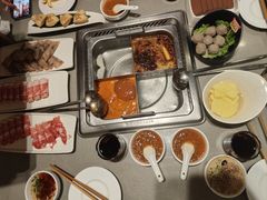 -海底捞火锅(宝龙广场夜宵主题店)