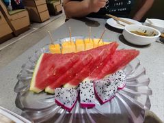 -海底捞火锅(新松江路生日主题店)