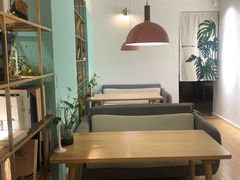-黑石咖啡(小十字店)