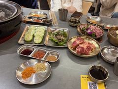 -围炉肉舍丹东海鲜烤肉·烤活鳗(步行街店)