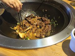 -锅老头海鲜铁锅炖